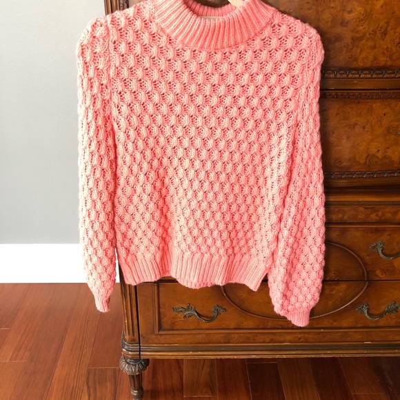 Beautiful Color Sweater - Picture 2 of 7